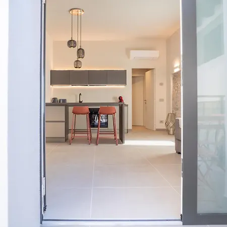 Colombo1 Design Apartment Manerba del Garda